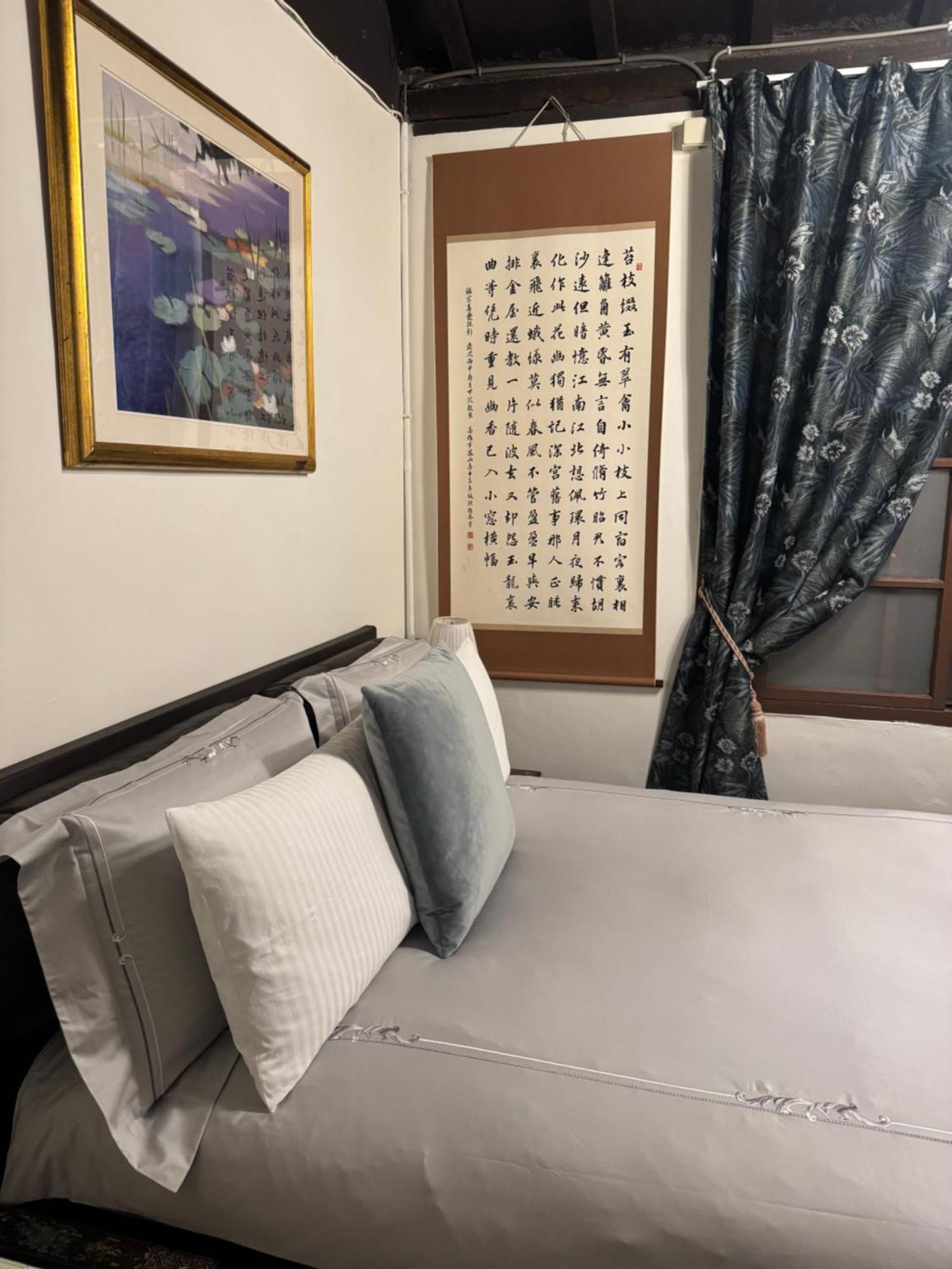 Naval Bureaucracy Apartment Kaohsiung Bagian luar foto