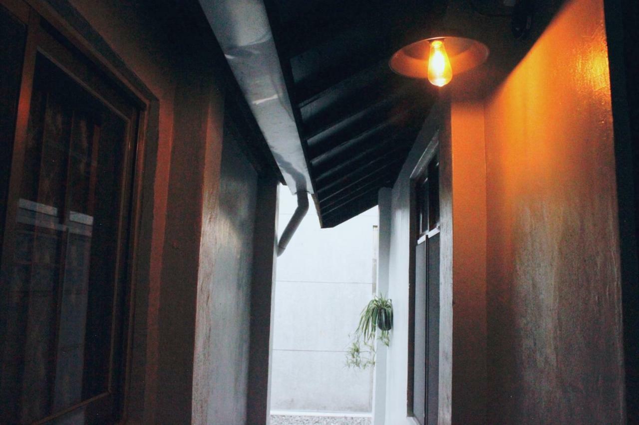 Naval Bureaucracy Apartment Kaohsiung Bagian luar foto